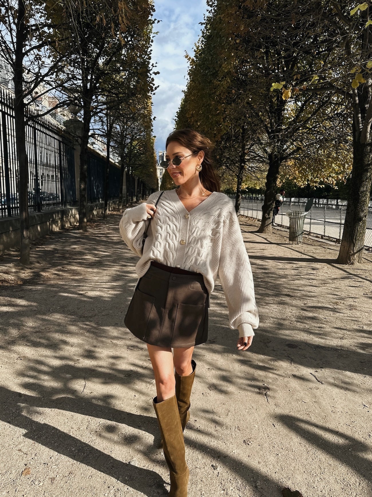 'MAISIE' CABLE KNIT MULTIWAY WEAR CARDIGAN OAT BEIGE - Image 5