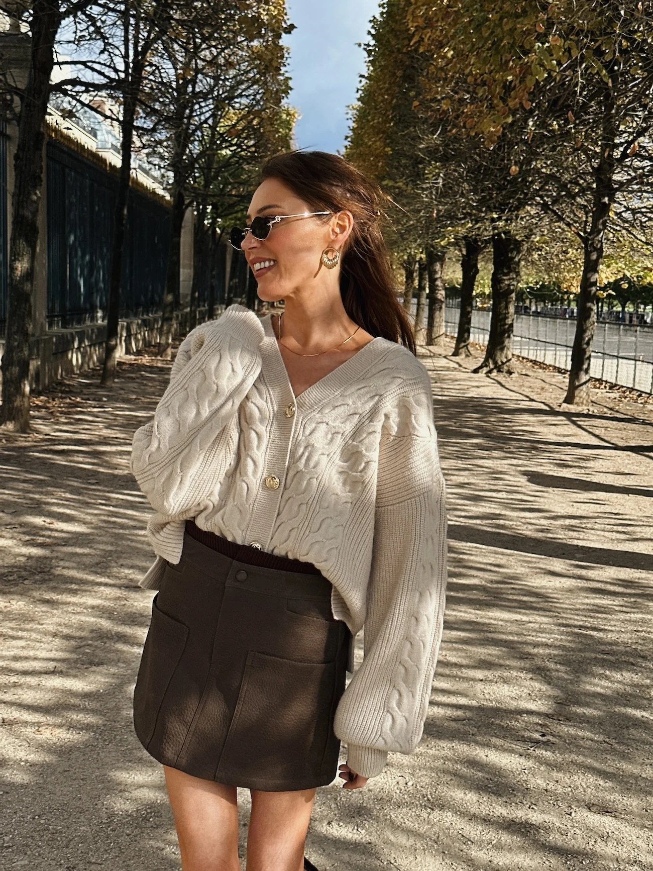 'MAISIE' CABLE KNIT MULTIWAY WEAR CARDIGAN OAT BEIGE - Image 6