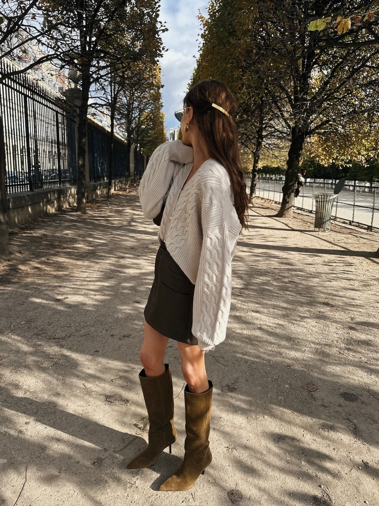 'MAISIE' CABLE KNIT MULTIWAY WEAR CARDIGAN OAT BEIGE - Image 7